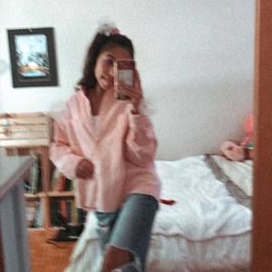 Meet your Posher, Maya